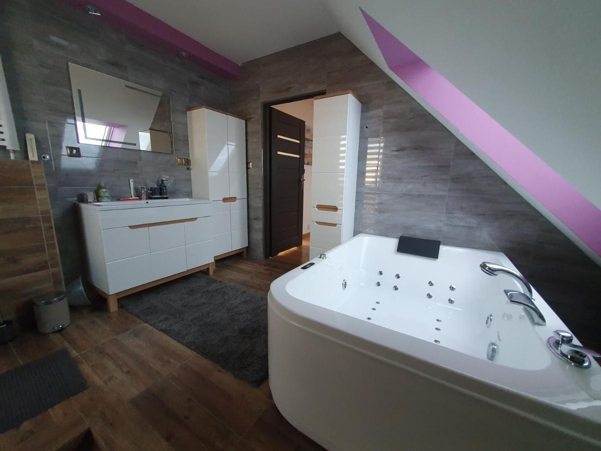 Nowy Dom Apartament Z Widokiem Na Gory 8 Osob บีเอสโก-เบียวา ภายนอก รูปภาพ